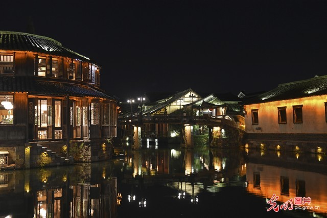 【魅力“e”乌镇】组图丨2022年世界互联网大会倒计时!带你打卡夜色下的乌镇
